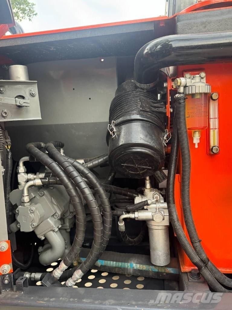 Hitachi ZX 70 Mini excavatoare < 7t