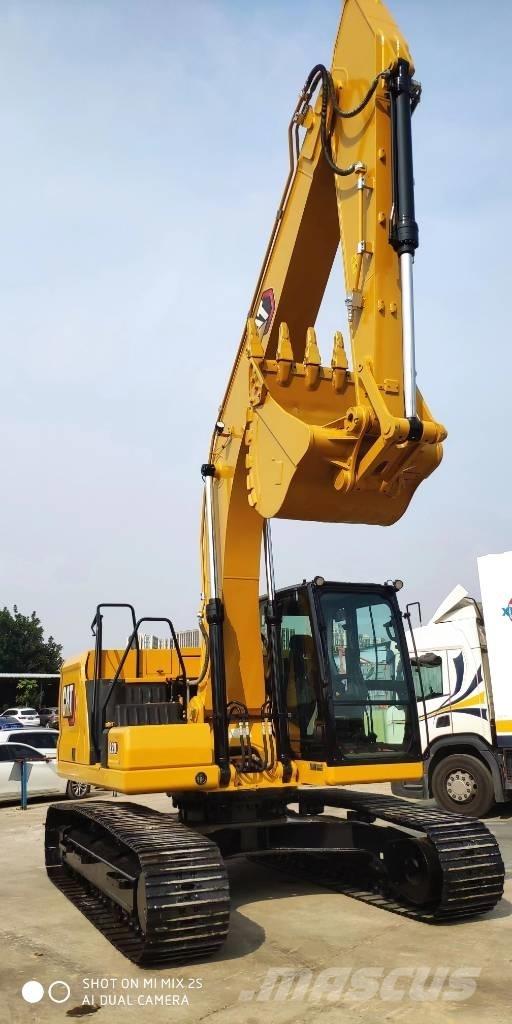 CAT 320 Excavatoare pe șenile
