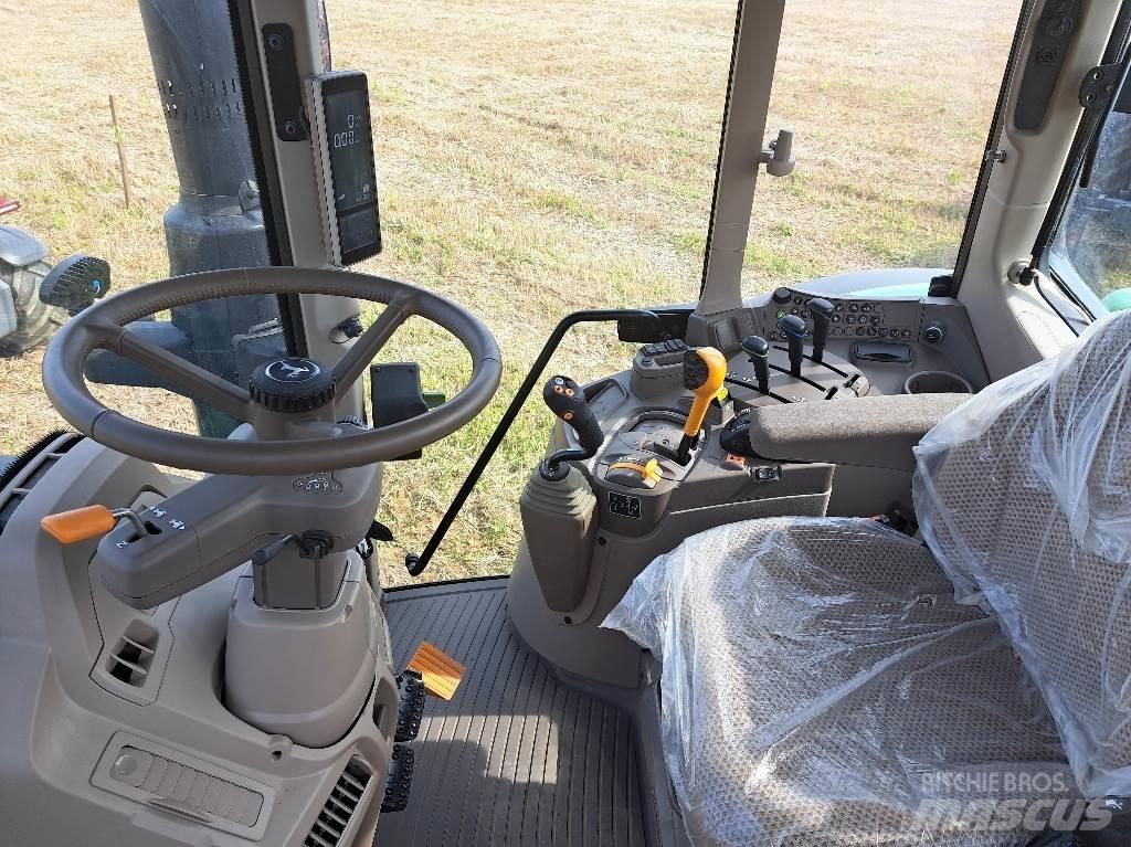 John Deere 6110M Tractoare