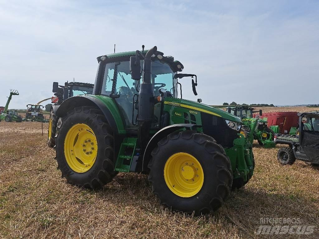 John Deere 6110M Tractoare
