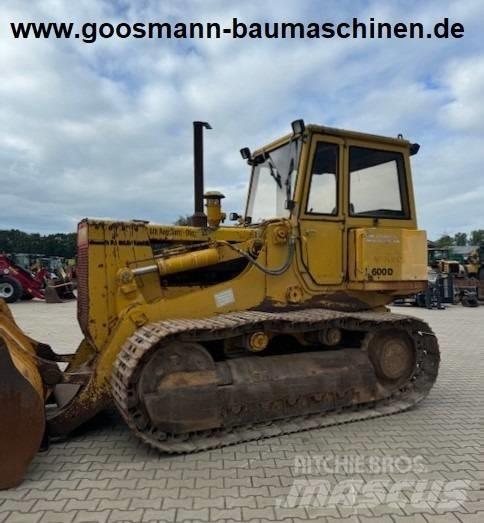 Hanomag L600D Încarcatoare cu excavator