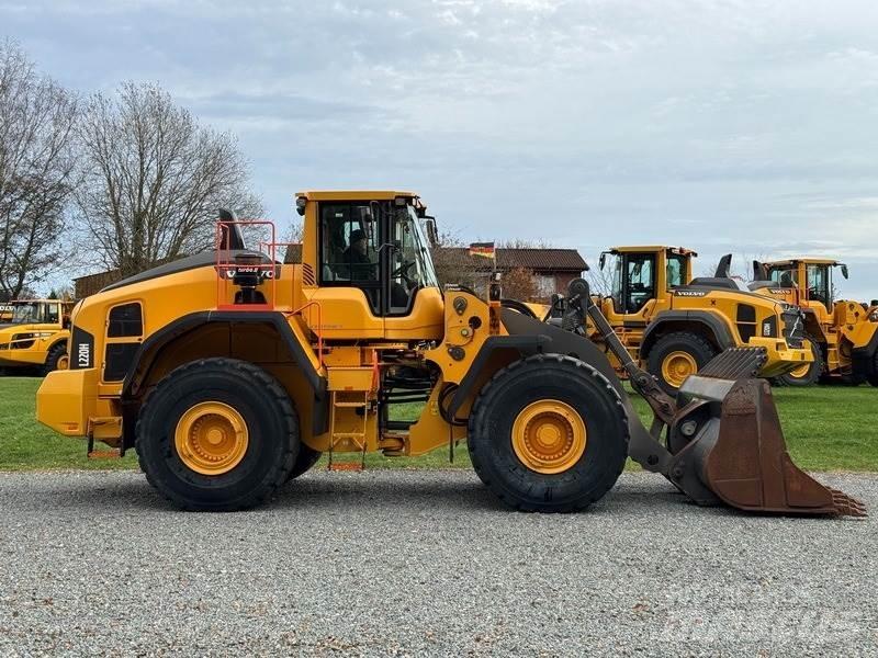 Volvo L 220 H Incarcator pe pneuri