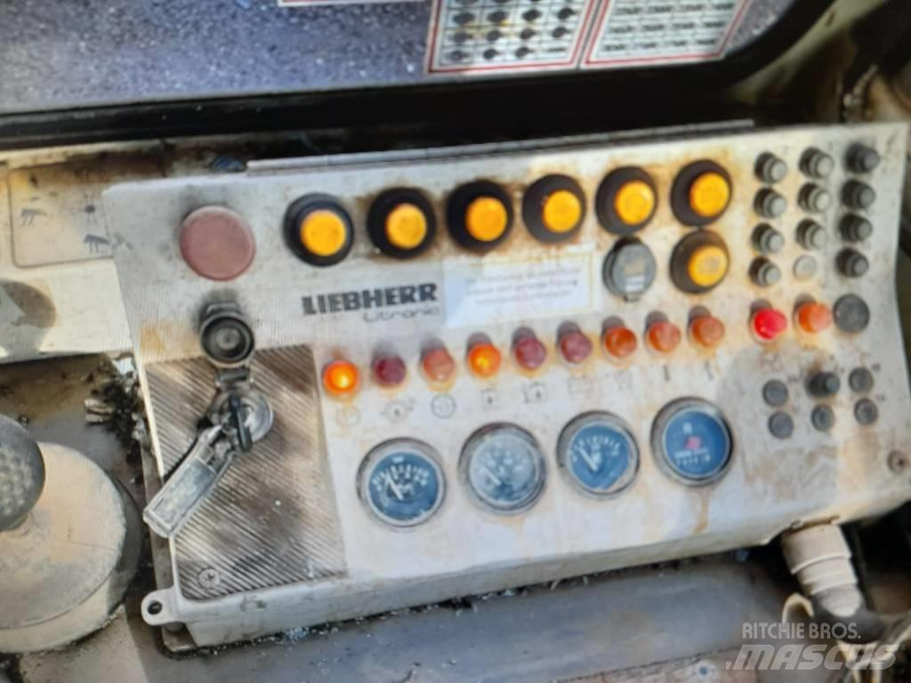 Liebherr PR 752 Buldozere pe senile