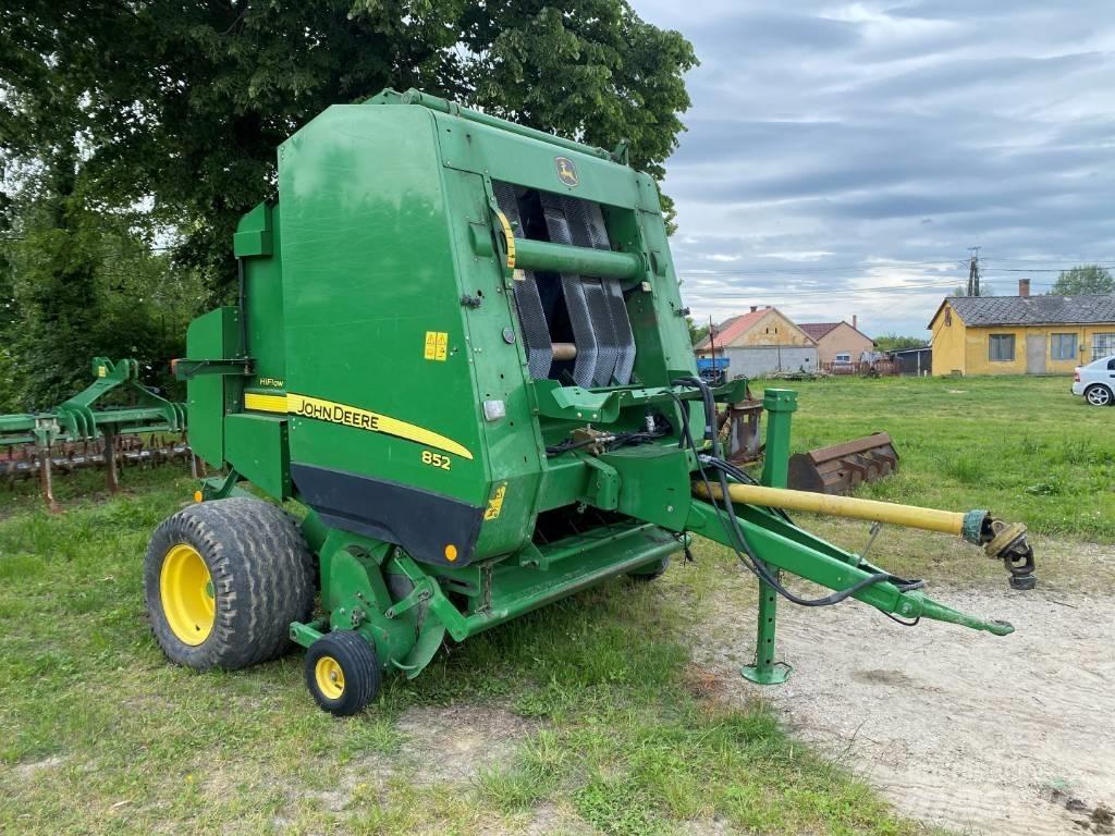 John Deere 852 Masina de balotat cilindric
