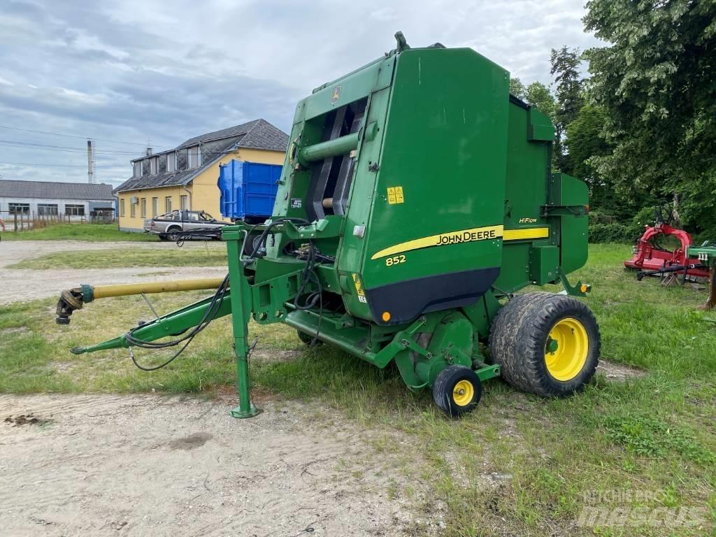 John Deere 852 Masina de balotat cilindric
