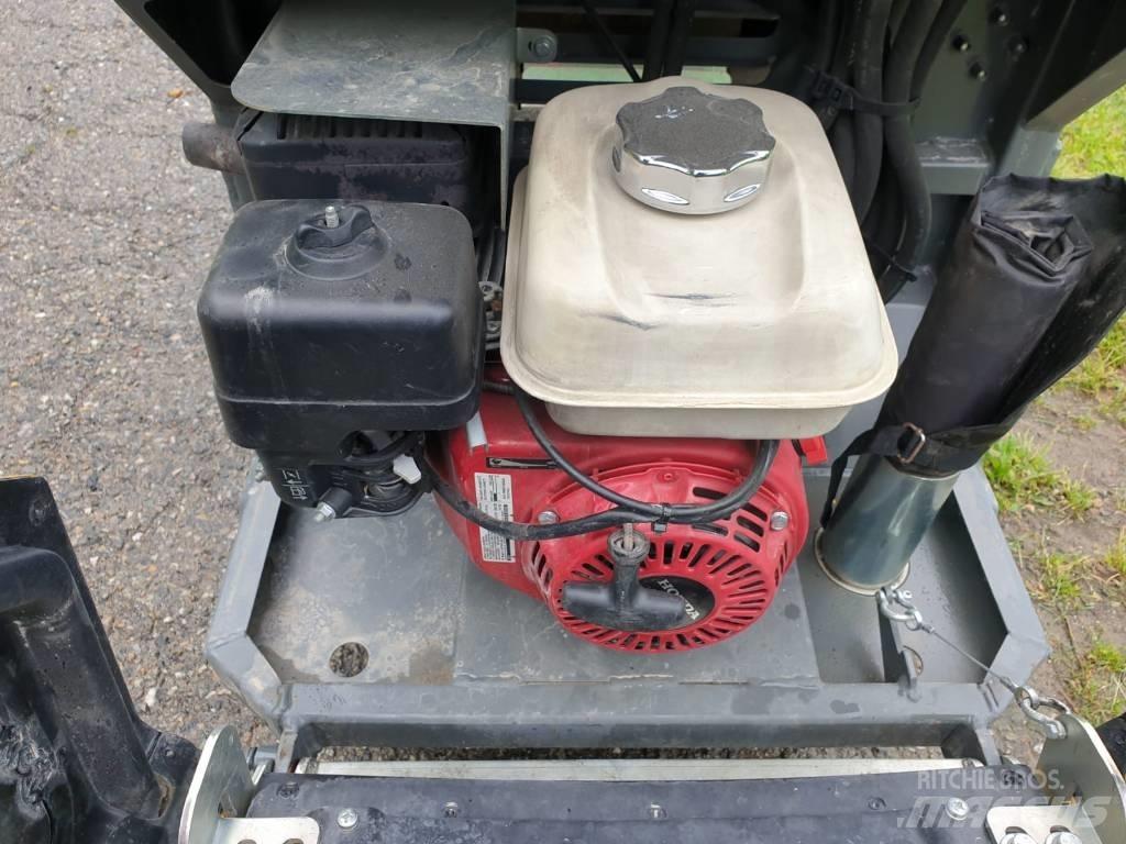 Wacker Neuson DT 05 Autobasculante cu senile