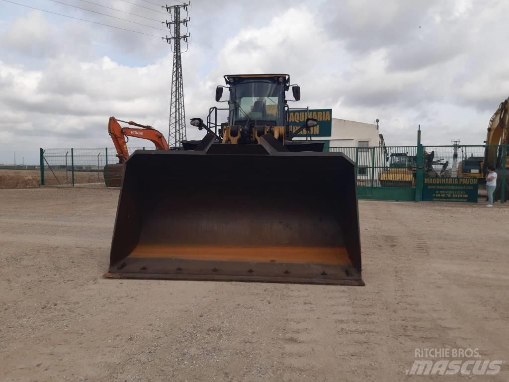 CAT 980 M Incarcator pe pneuri