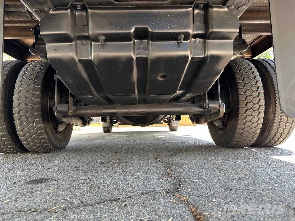 Ford F 550 Platforme aeriene montate pe camion