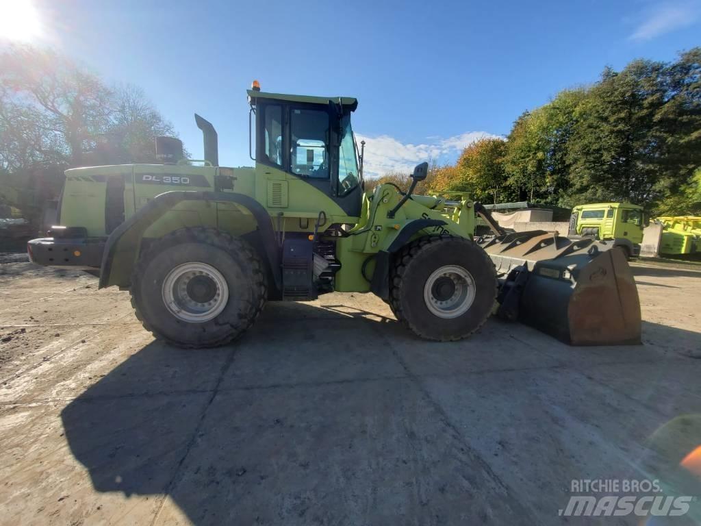 Doosan DL 350 Incarcator pe pneuri