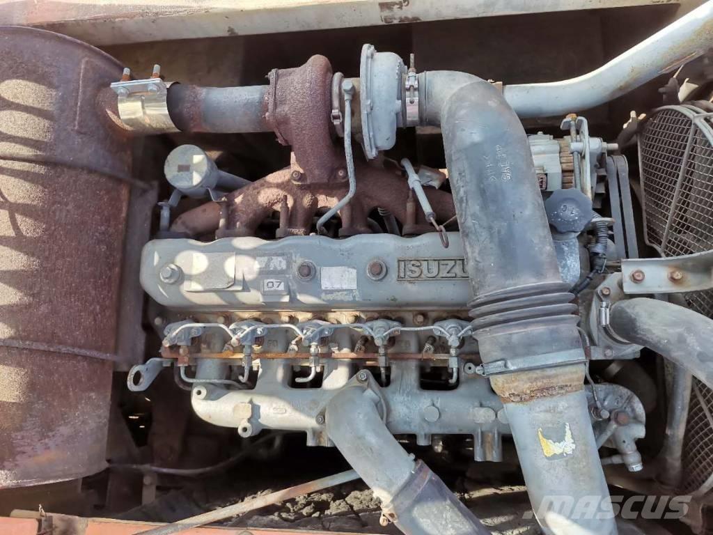 Hitachi ZX 210 W Excavatoare cu roti