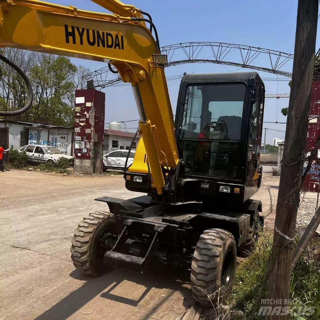 Hyundai R60W-7 Excavatoare cu roti