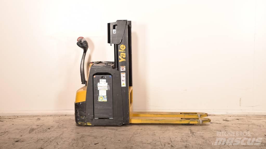 Yale MS 14 AC Transpaleta manuala