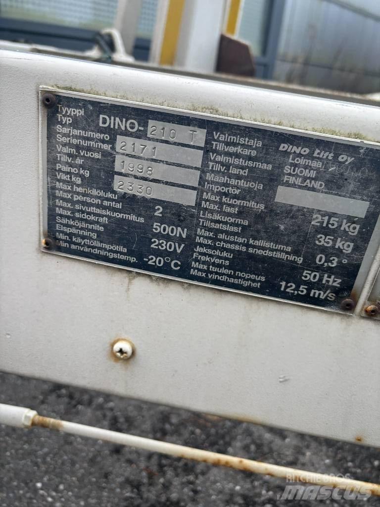 Dinolift 210 T Platforme aeriene montate pe remorca