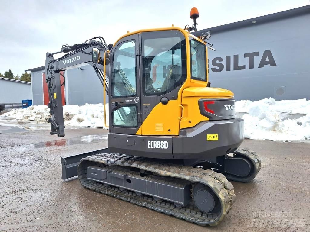 Volvo ECR88D Excavatoare 7t - 12t