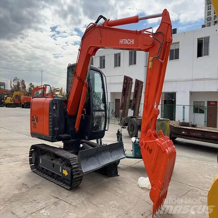 Hitachi zx70 Excavatoare pe șenile
