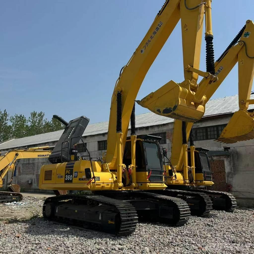 Komatsu 360 Excavatoare pe șenile
