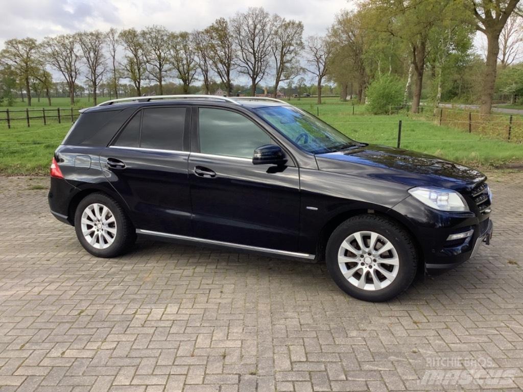 Mercedes-Benz ML 350 Vehicule de teren