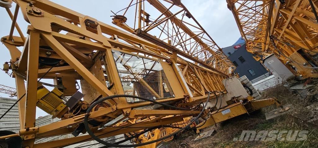 Liebherr 35 K Macarale turn