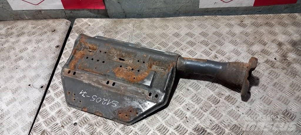 Scania R 440.   2054579 Axe