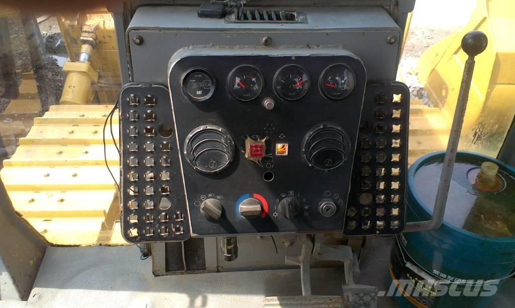 CAT D 6 G Buldozere pe senile