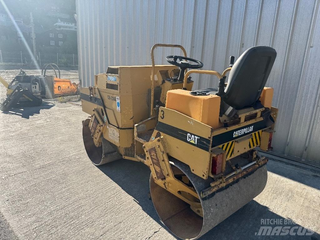 CAT CB 214 B Compactoare sol