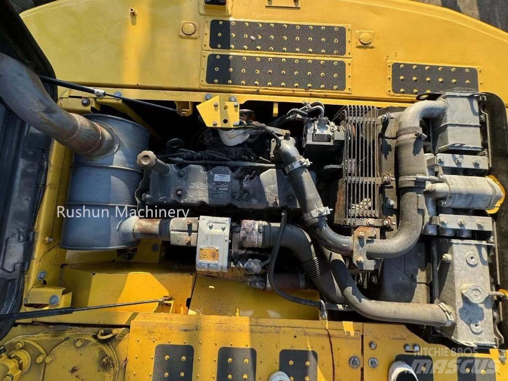 Komatsu PC 200-8 Excavatoare pe șenile
