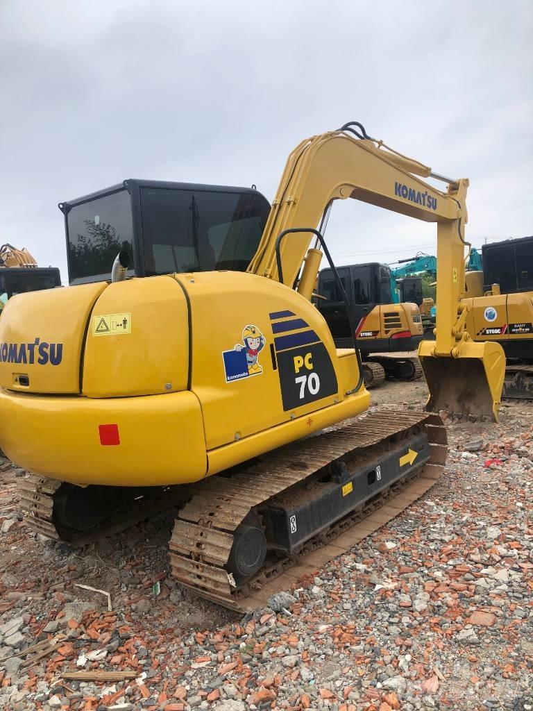Komatsu PC 70-8 Excavatoare pe șenile
