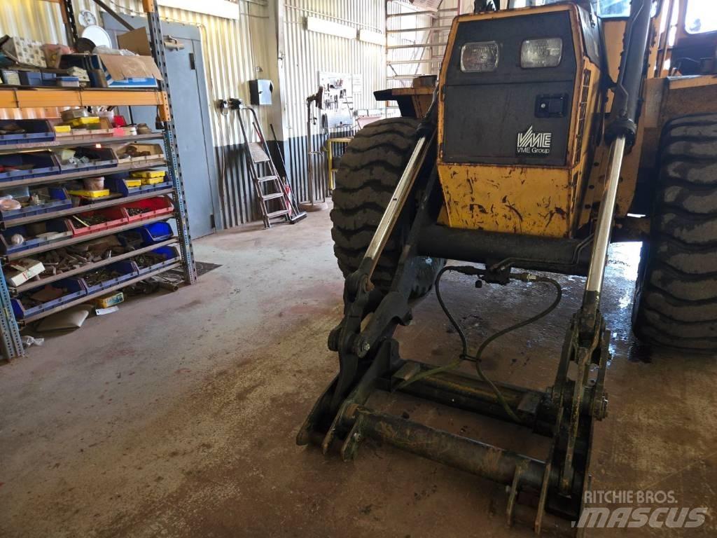 Volvo BM 6300 6300 Buldoexcavatoare