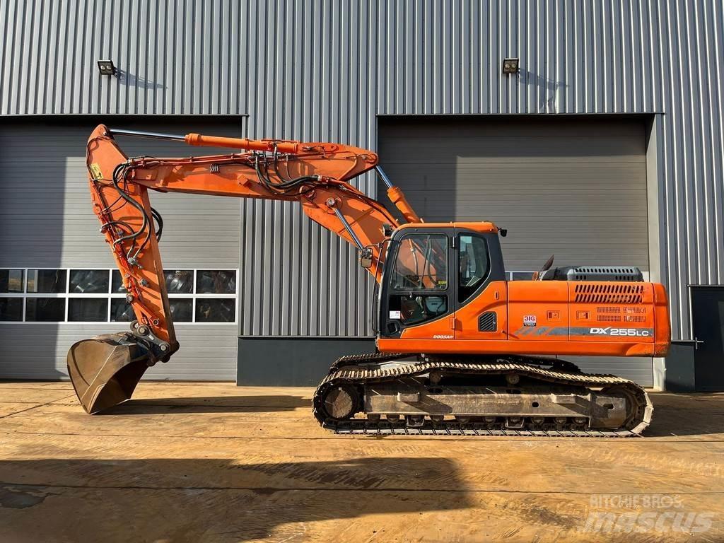 Doosan DX255LC-3 Excavatoare pe șenile
