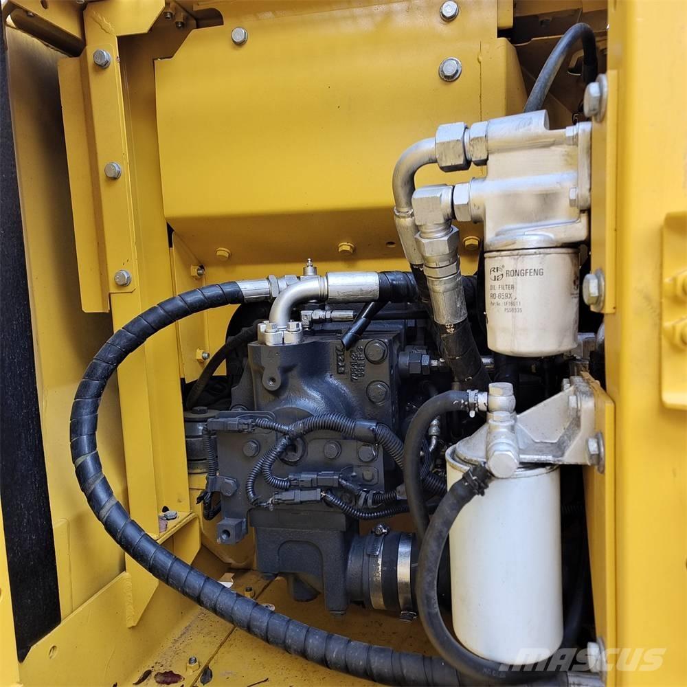 Komatsu PC 130-7 Excavatoare pe șenile
