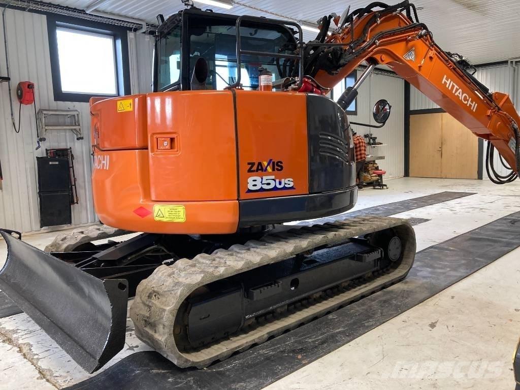 Hitachi ZX 85 US-6 Excavatoare 7t - 12t
