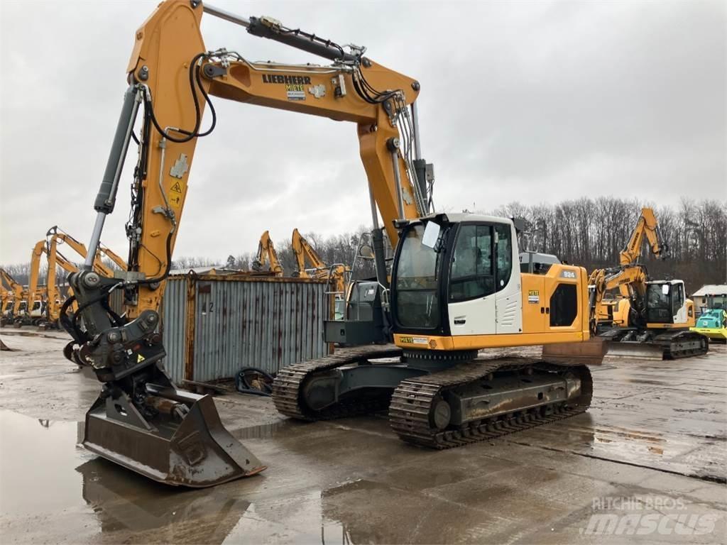 Liebherr R924 Excavatoare pe șenile
