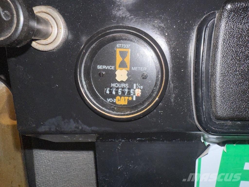 CAT 988 F II Incarcator pe pneuri