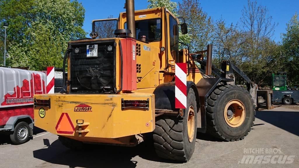 Ljungby L20 Incarcator pe pneuri