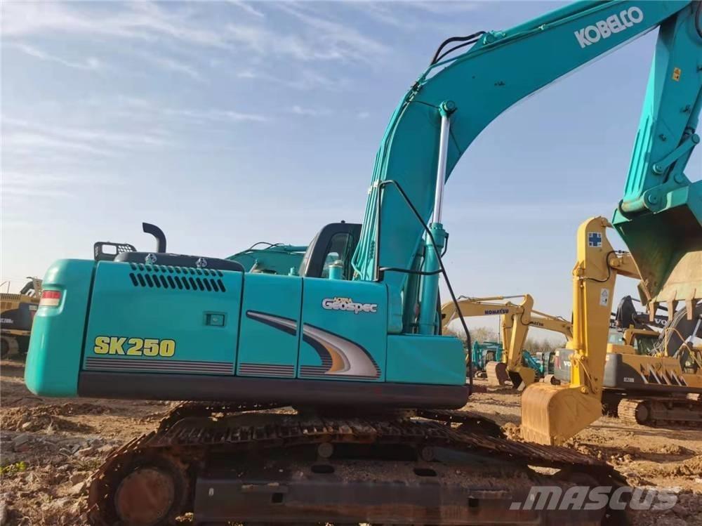 Kobelco SK 250-8 Excavatoare pe șenile
