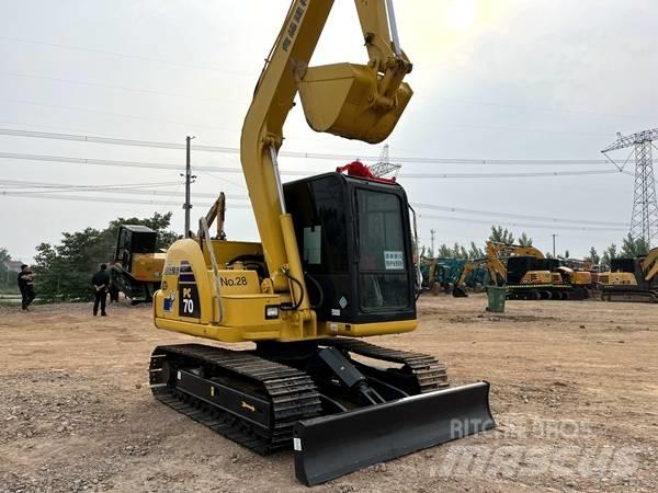 Komatsu PC 70 Excavatoare pe șenile
