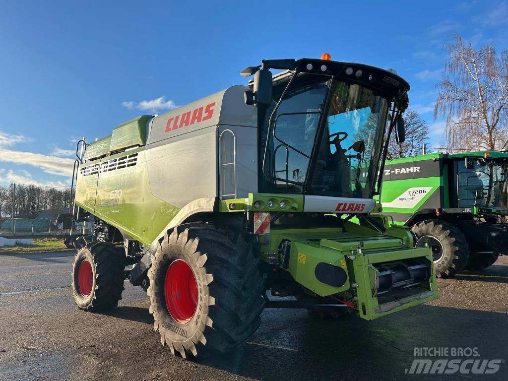 CLAAS Lexion 670 Combine de secerat