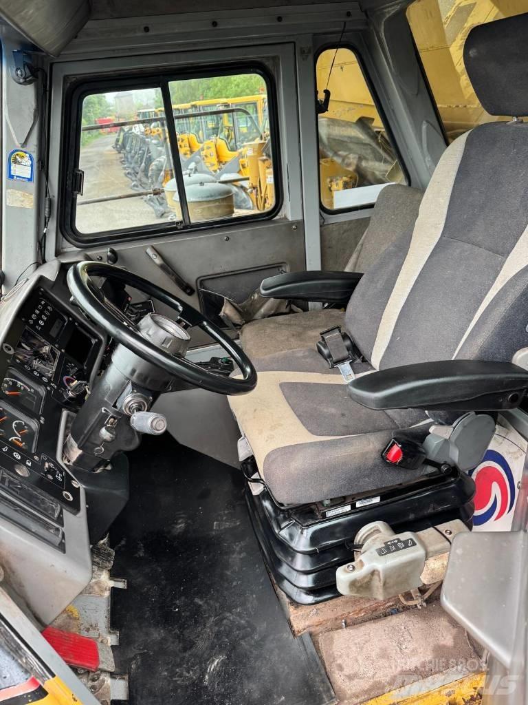 CAT 771 D Camioane cu basculante rigide