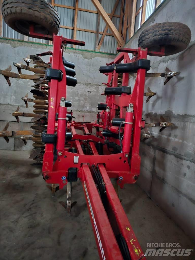 Horsch Terrano 6 FX Cultivatoare