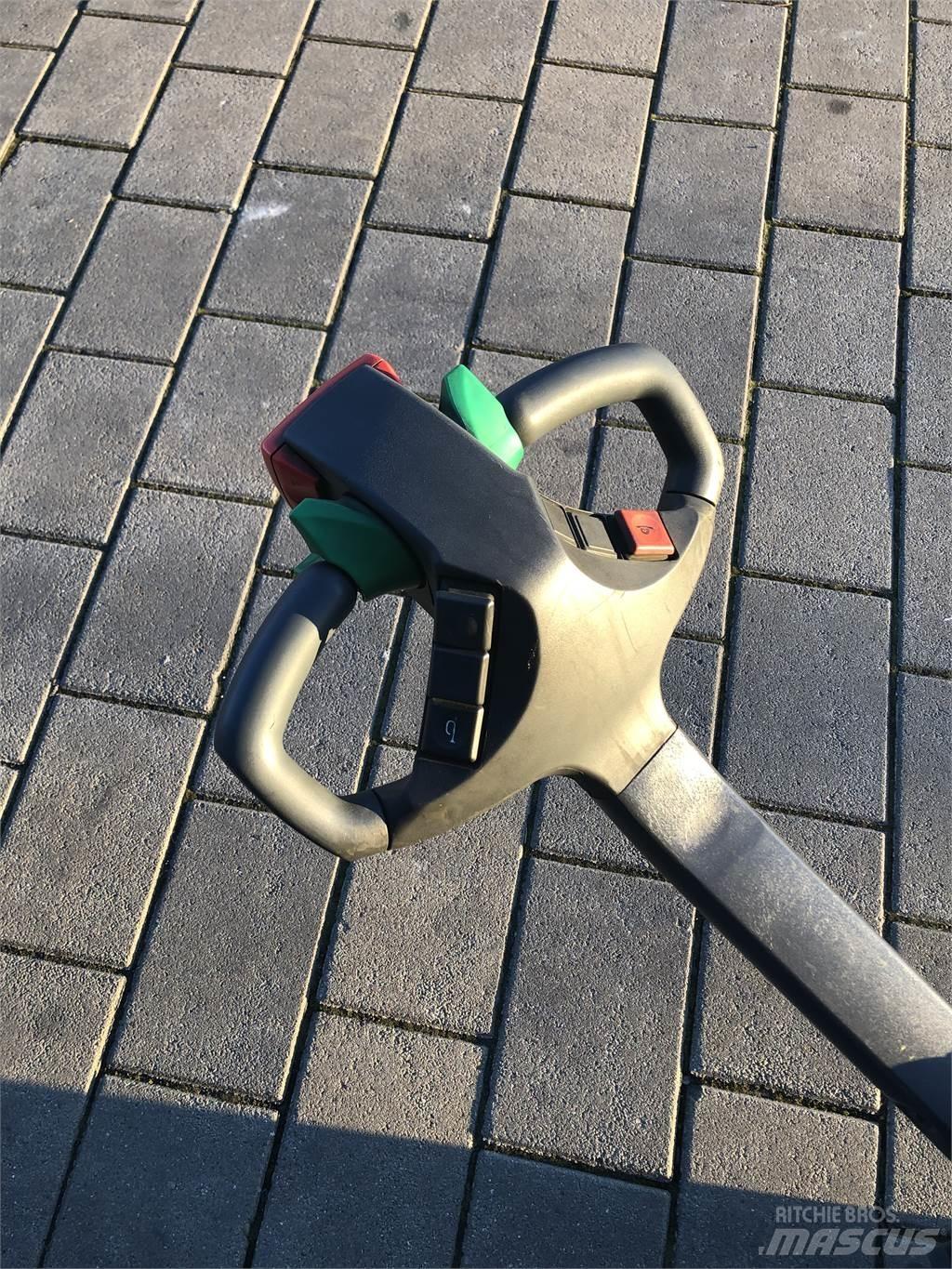 Jungheinrich WP16 Transpaleta manuala