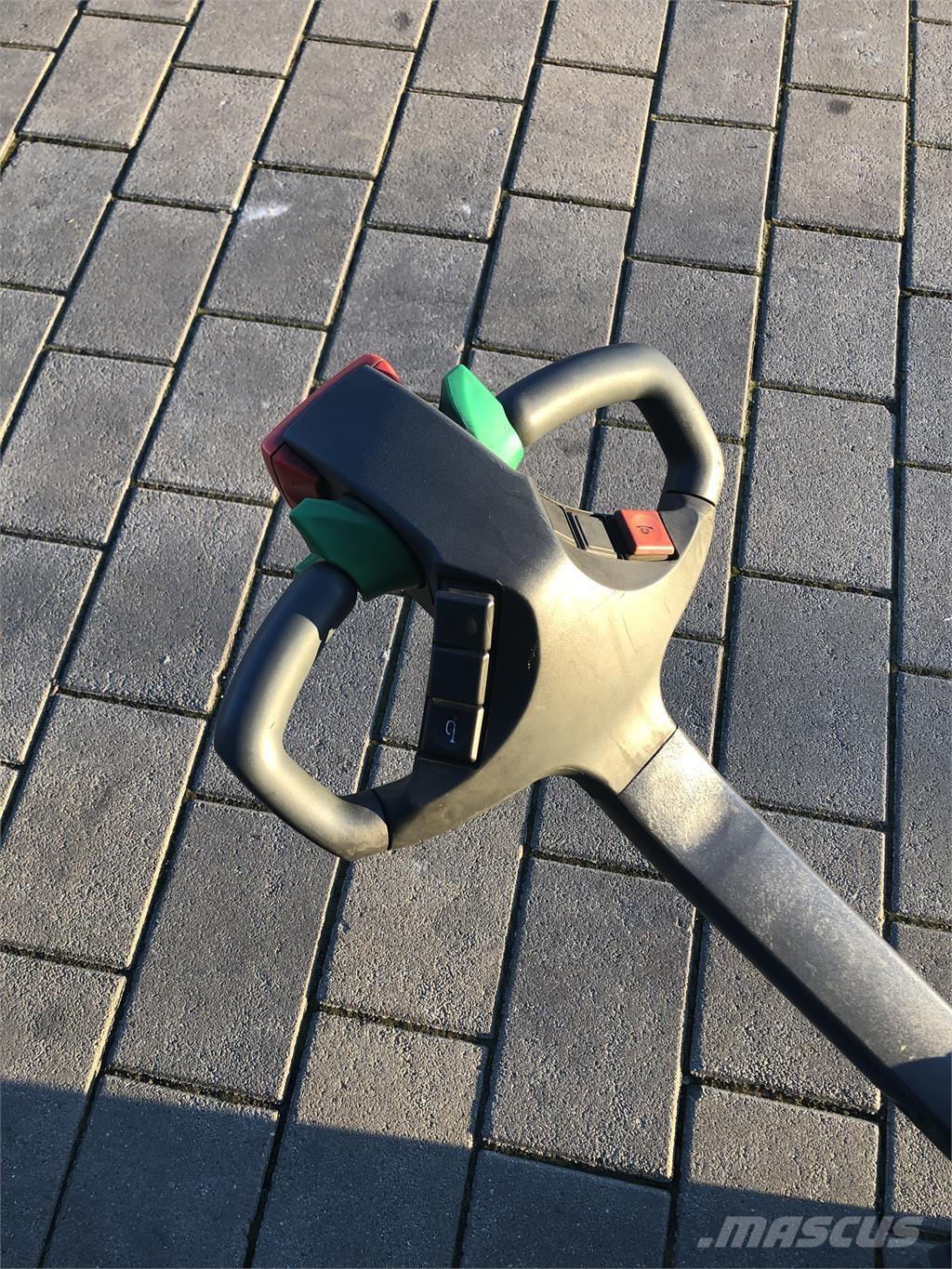 Jungheinrich WP16 Transpaleti autopropulsanti