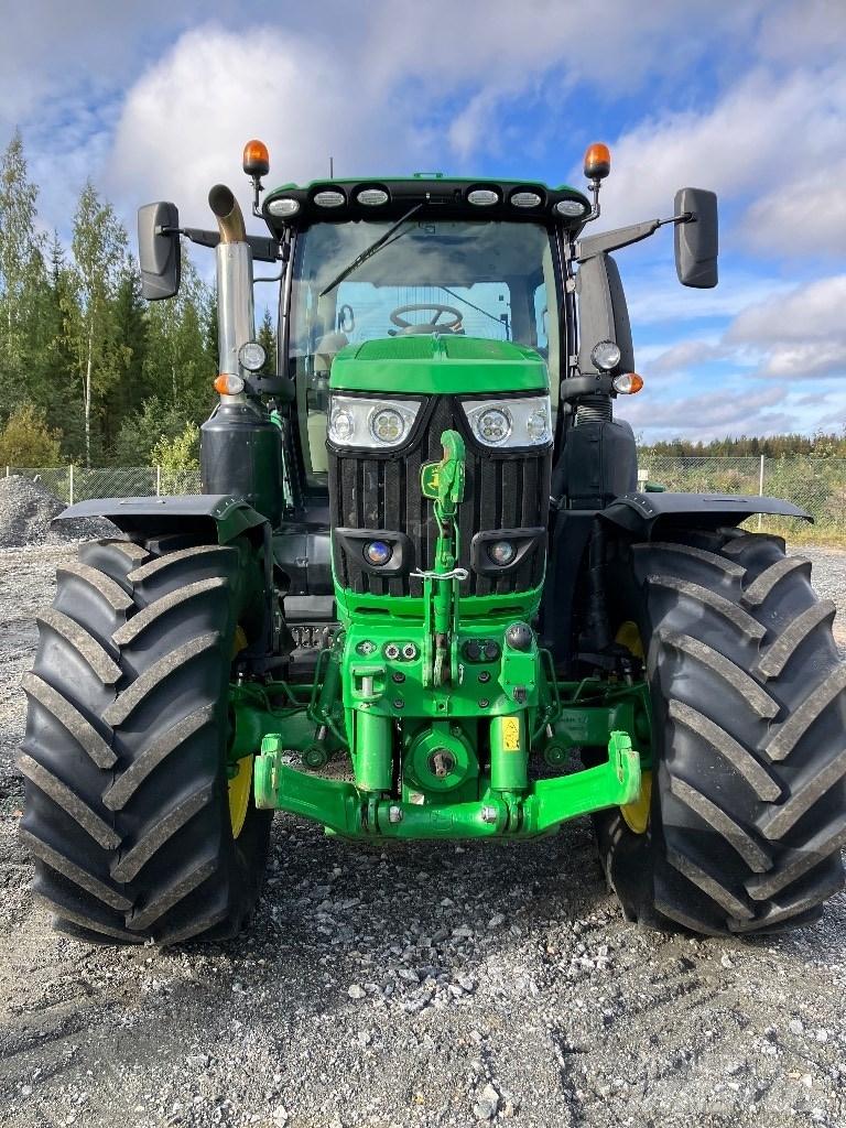 John Deere 6250 R Tractoare