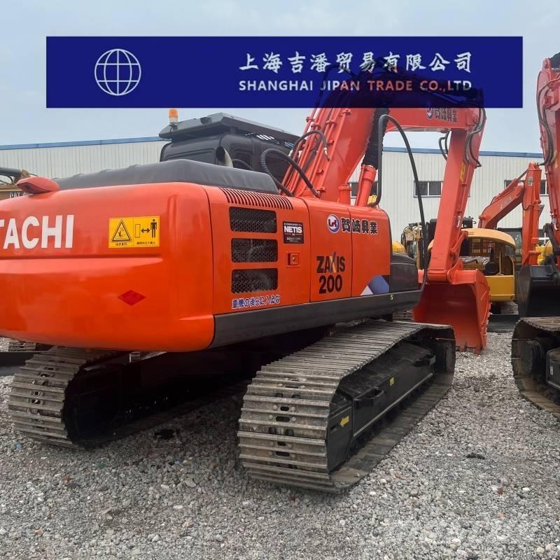 Hitachi ZX 200 Excavatoare pe șenile
