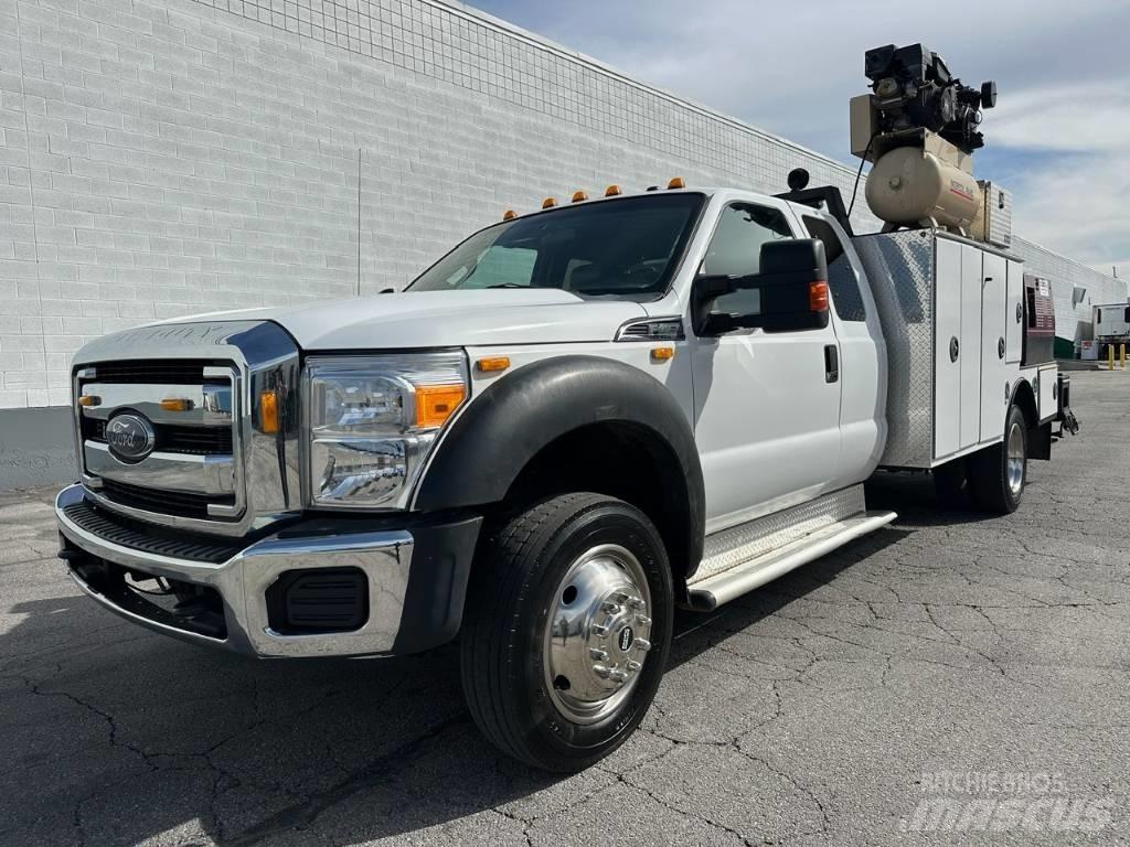 Ford F 450 Camion cabina sasiu