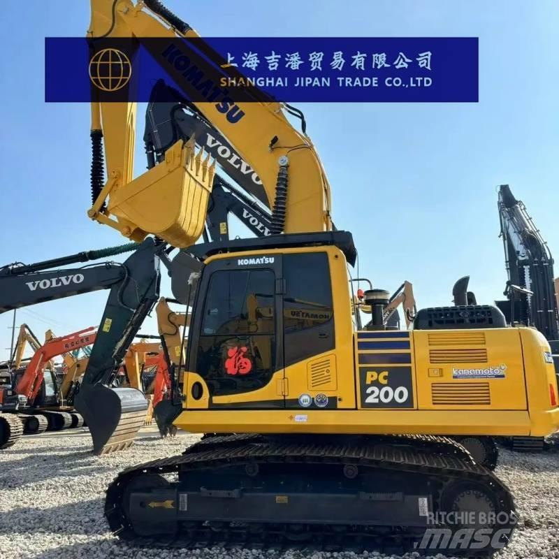 Komatsu PC 200 Excavatoare pe șenile

