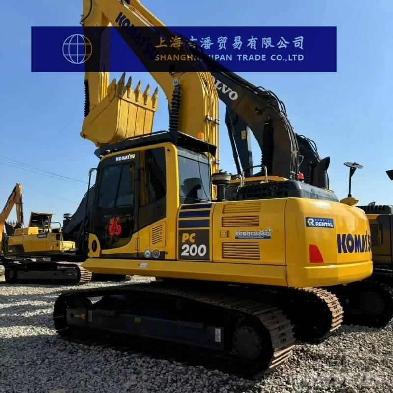 Komatsu PC 200 Excavatoare pe șenile
