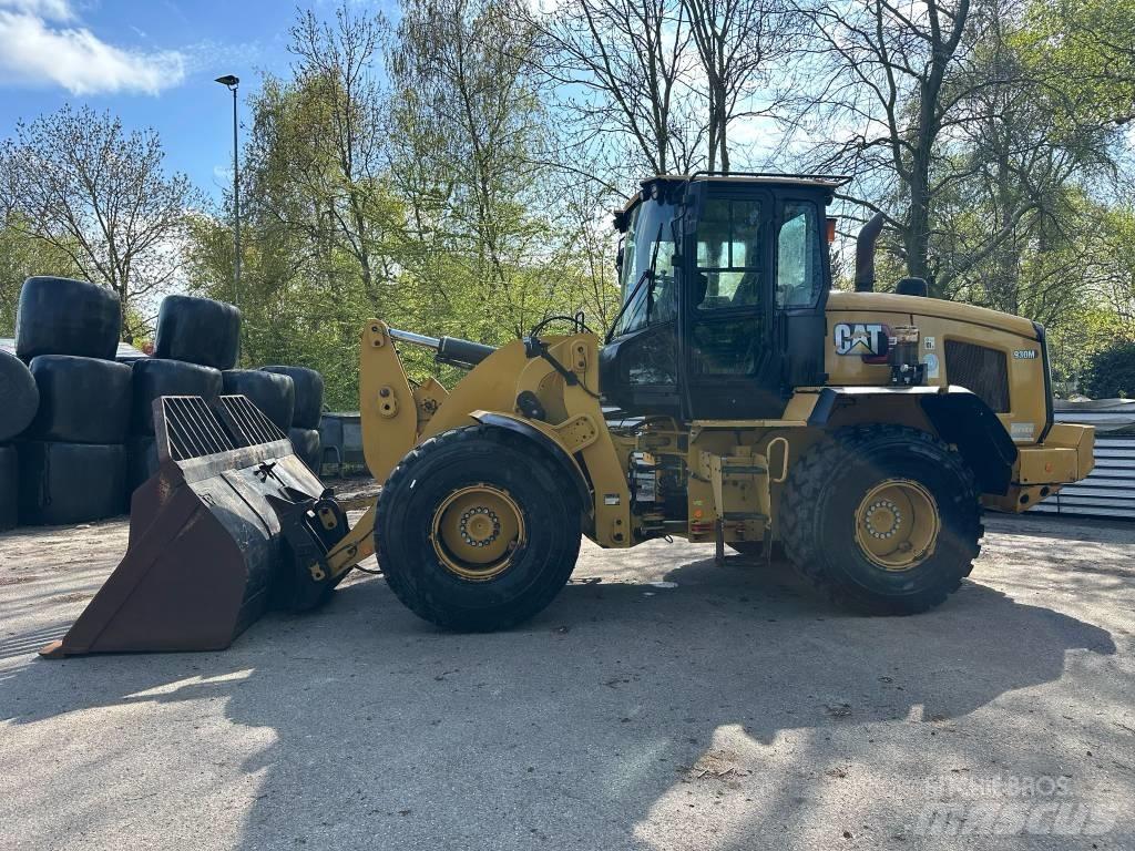 CAT 930M Incarcator pe pneuri