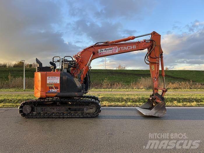 Hitachi ZX135US-6 Excavatoare pe șenile
