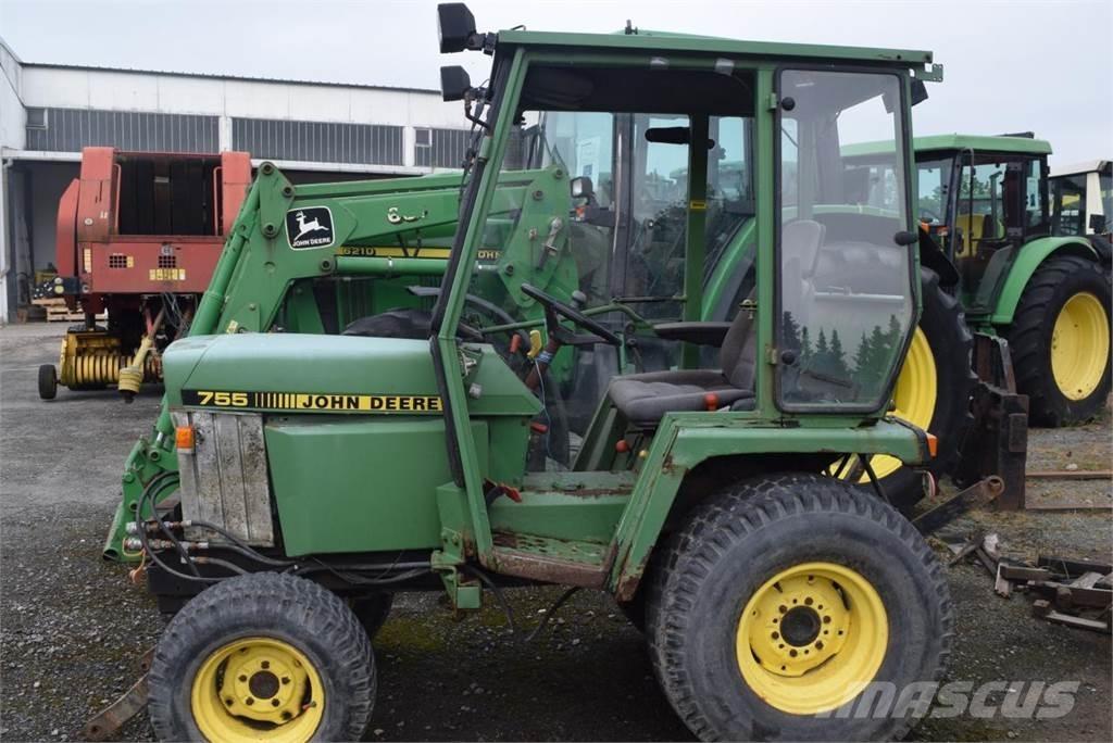John Deere 755 Tractoare