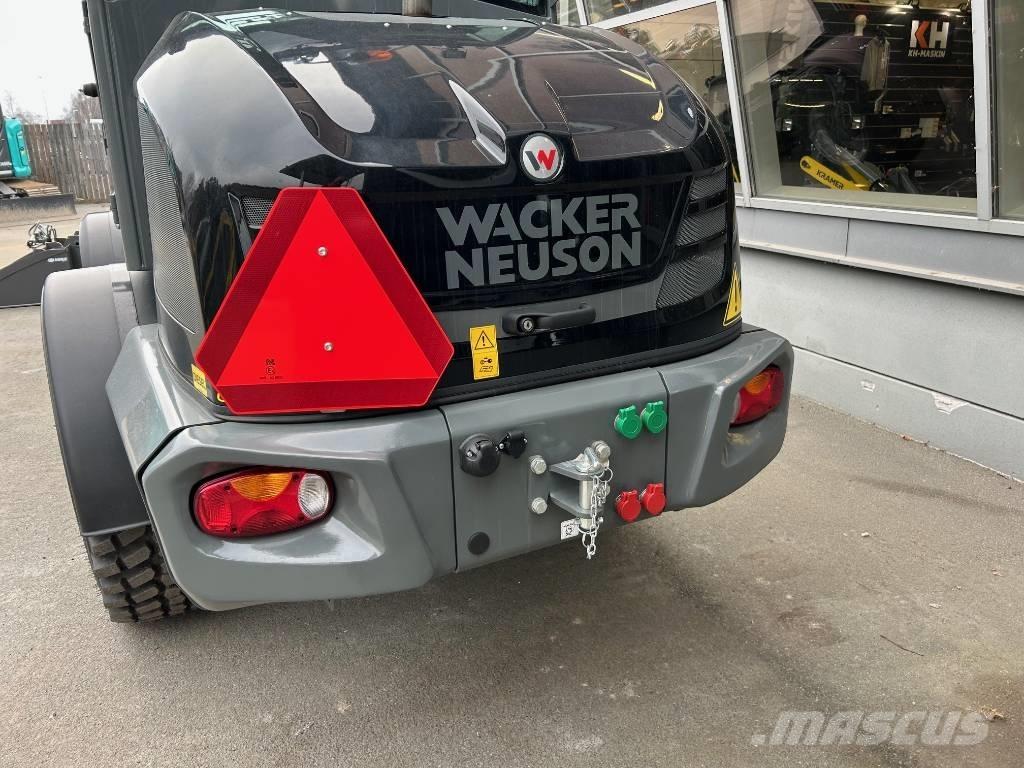 Wacker Neuson WL 52 Incarcator pe pneuri